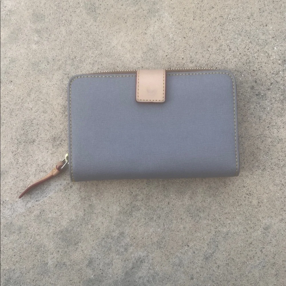 Dooney & Bourke dooney bourke